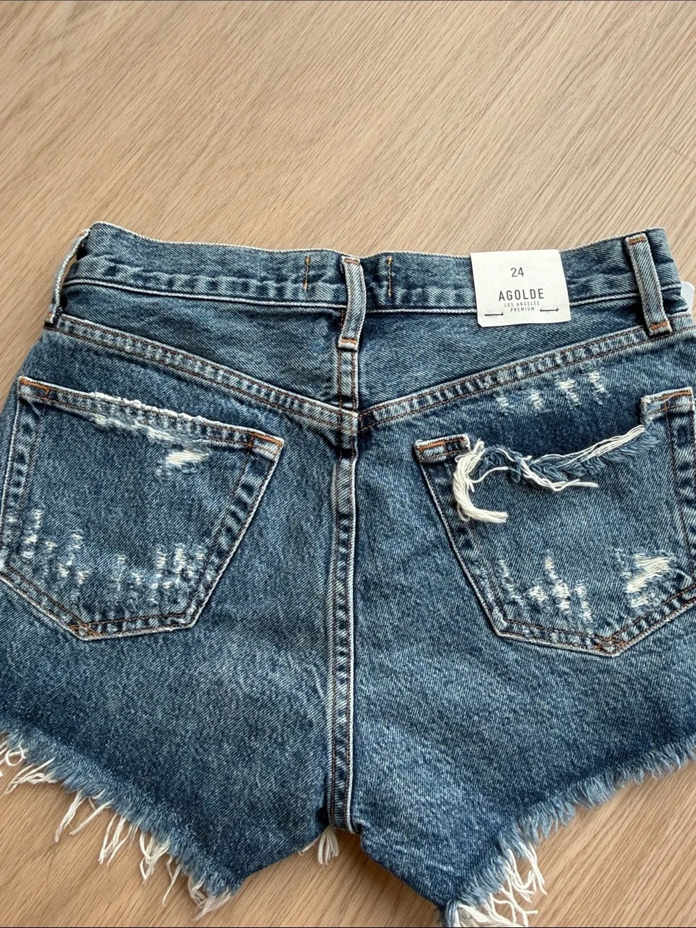 Agolde Parker Vintage Agolde Blue Distressed High-Rise Denim Shorts 24 - Picture 3 of 3